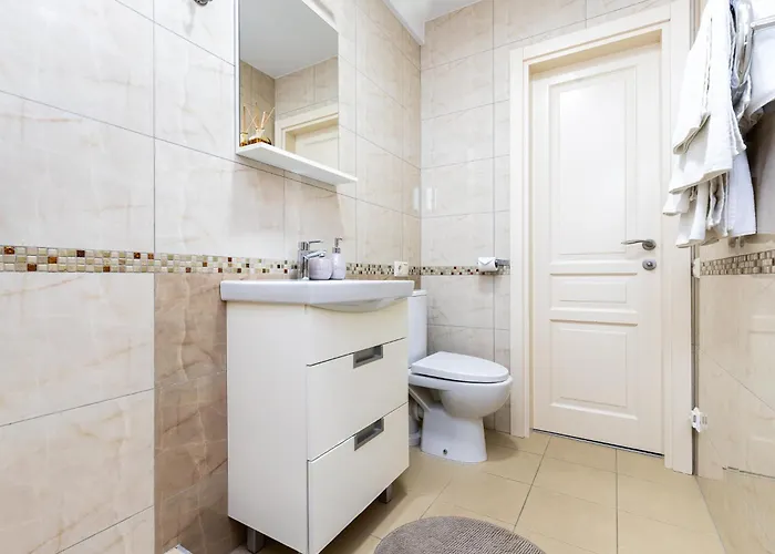 Sonata מלון דירות פלאנגה